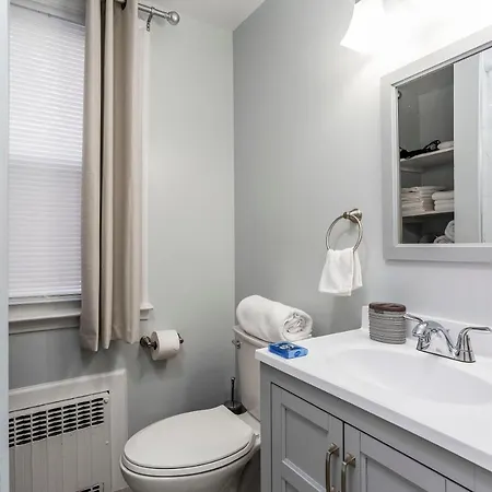 2 Bedroom Apartment Near Bristol Center Extérieur photo